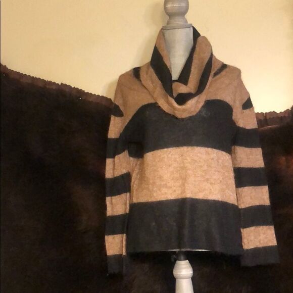 Free People sweater M (3326) - Picture 1 of 7